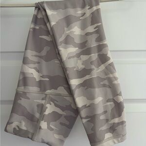 Athleta Camouflage leggings- Gray and Cream